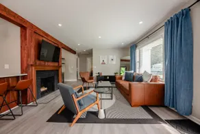 The Walnut Bungalow - Image 5