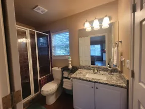 Private Guesthouse - Image 5