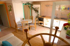 Sunny garden apartment, walking distance from the Goetheanum - Image 5
