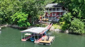 DEEP WATER Over-the-Water Lake House | Hot Tub - Image 4