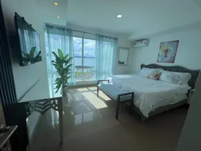 Apartment in the Causeway Amador - Image 3