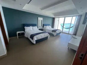 Apartment in the Causeway Amador - Image 5