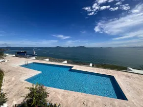 Apartment in the Causeway Amador - Image 2