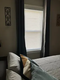 1BR Flat w/ Private Office & Parking - Image 4