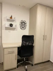 Central Two Bedroom Apartment Fully Equipped - Image 2