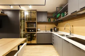 Manhattan Square - air conditioning, luxury and comfort - Image 5