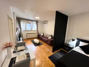 La Vie - Deluxe Studio Apartment - Image 5