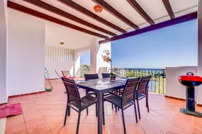 Stunning Apartment With Golf Course and Sea Views - Image 2
