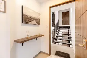 Cozy and Modern Apartment #10 - Image 5