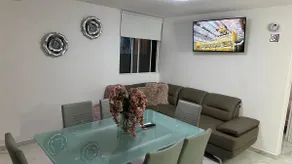 Nelswim Stay: Confort A 3’ de Town Square Metepec - Image 2