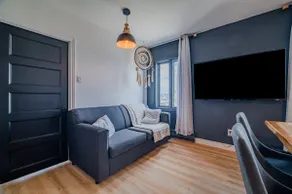 Modern - Image 3