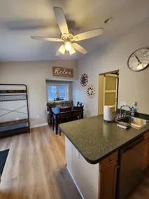 Spacious lakeview cape - Image 4