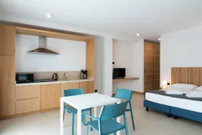 Studio apartment - Image 2