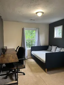 Charming home Centrally located in Worcester - Image 5