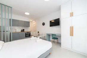 Antigone - Studio Apartment - Image 3