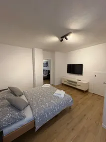 Cozy detached house with garden - Image 3