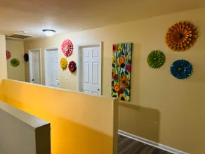 Cozy 5 bedroom/12bed, 1 Crib, 3 full bath/gameroom - Image 4