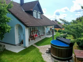 Vacation home, 380 m2, hot tub, lake view, sandy beach - Image 5