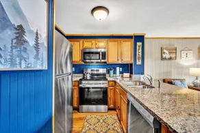 8 Powderidge, Snowshoe, WV - Slopeside Sanctuary - Image 2