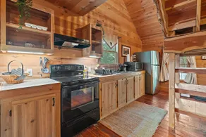 Franklin Cabin | Sleeps 6 | Arcade | Woods + Trail - Image 5