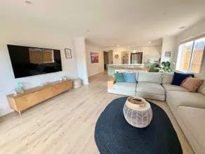 Harmony, coastal retreat. - Image 3