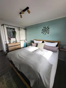 2 rooms | Terrace | Dream view of lake & mountains - Image 2