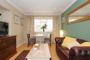 Lifton Hall - Image 3