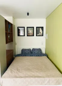 Modern & Cozy Gem - Spacious Central Retreat with private entrance - Image 2