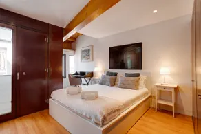 Amazing Tailor Made Penthouse With a View - Image 4