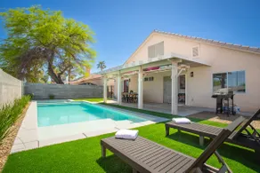 5BR Luxury Oasis w/ Pool & Spa + Games and MORE! - Image 2