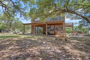Rockin B Bluff | Hilltop 2BR Cabin with Hot Tub - Image 5