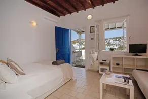 Lilly's Apartment in Ornos - Image 3