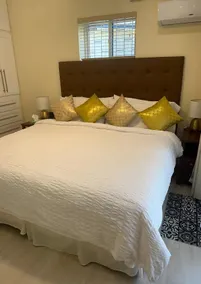 The Sunnyside Condo - Image 2