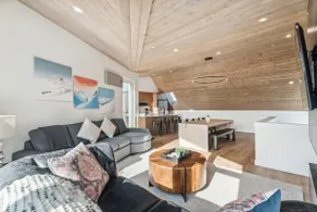 Mountain View 3 Bedroom Canmore Townhome - Image 5