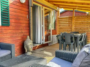 Large Mobile Home – Bungalow, Air-Conditioned - Image 2