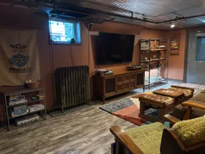 Beachside Basement Apartment - Image 5