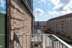 Numa | M Studio with Kitchen, Balcony & Single Bed - Image 4