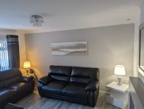Lovely 2 Bedroom Terrace House - Image 3