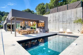 Modern house with sea views near Sa Riera beach - Image 5