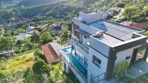 Lux 38 - Mansion in the clouds with Heated Pool - Image 2