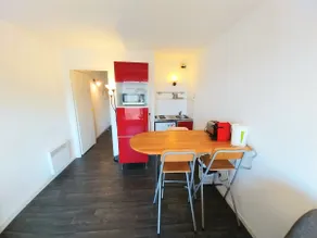 Studio in a perfect location. close to the city center - Image 4