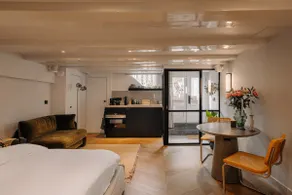 Cozy Canal Suite - Image 3