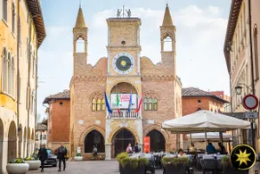 DeCaesarSuite CentroStorico Pordenone BusinessStay - Image 4