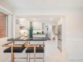 Modern 3BR & 2WR Townhouse - Image 5