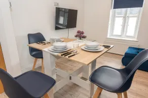 IBEX HOUSE Free parking 2Bed Fully equipped Flat - Image 3