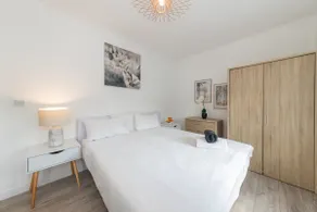 IBEX HOUSE Free parking 2Bed Fully equipped Flat - Image 4