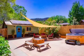Two Full Studios & Lux Hot Tub - Image 2
