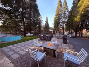 Downtown- Firepit, Trees, WFH (No $50 gate fee) - Image 2