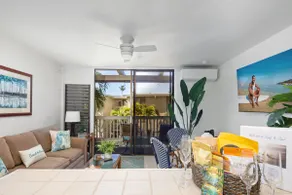 Tropical Bungalow with two AC units & Sunny Lanai - Image 5