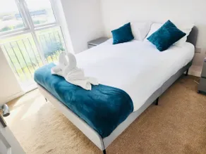 Bristol Suite (Sleeps 5) | Free Parking & Wi-Fi - Image 5